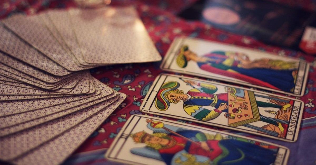 Was sind die verschiedenen Arten von Tarot-Spielen, um Ihre Zukunft zu entdecken?